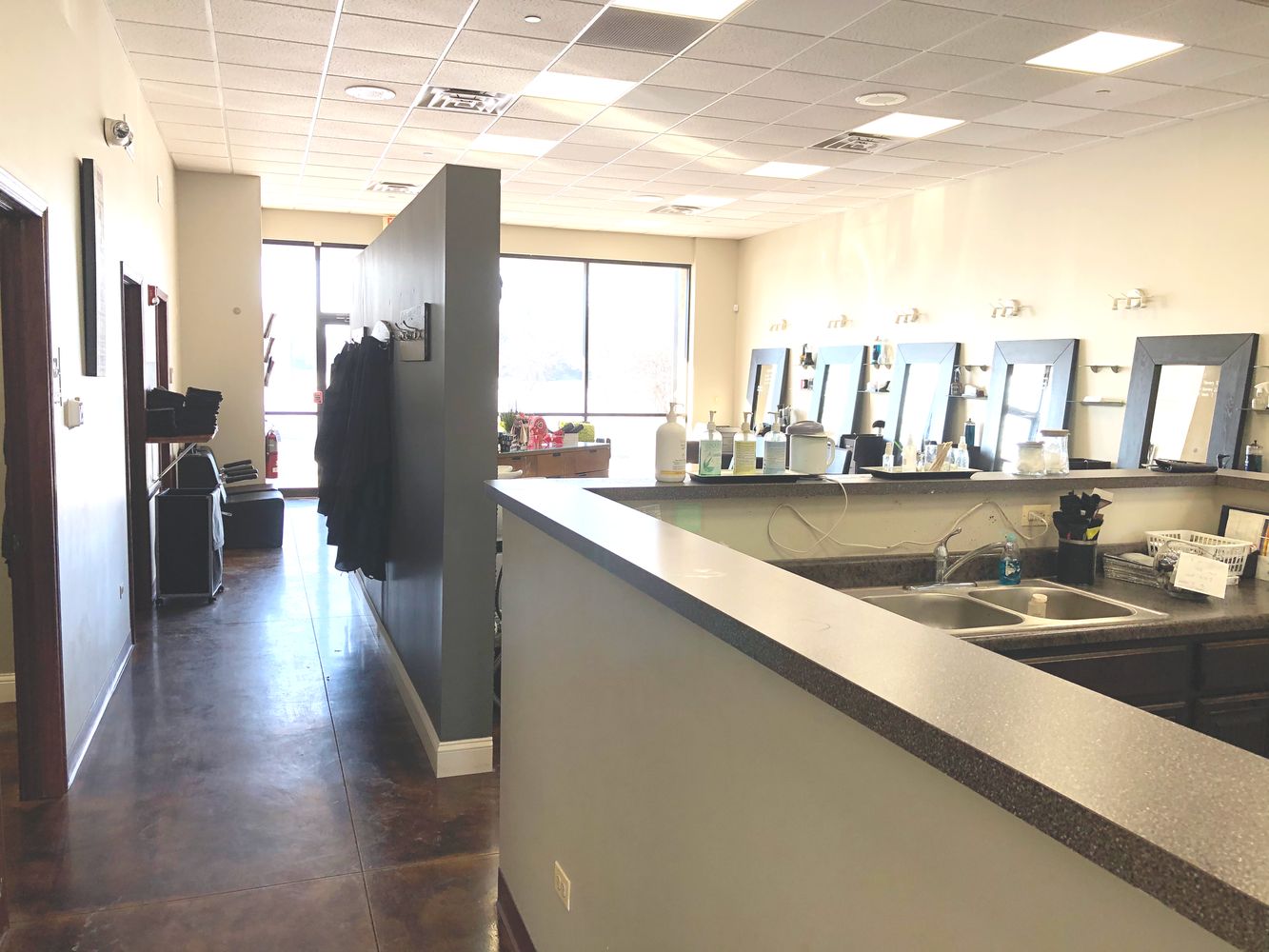 Mason Square: 1152 Douglas Rd, Oswego, IL 60543